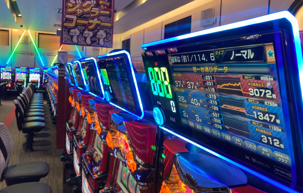 ACCESS兵庫店スロットデータランプ